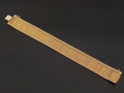 Bracelet manchette en or 750°/00.

Poids:...