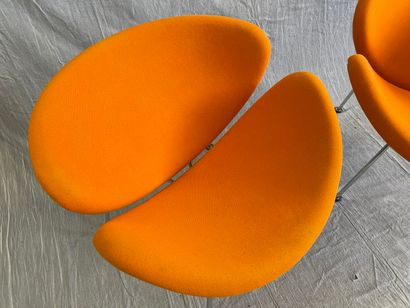 
Pierre PAULIN (1927-2009)




Paire de fauteuils...