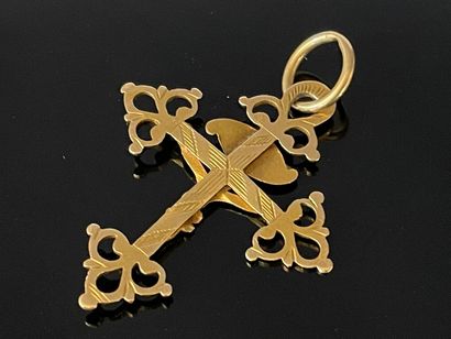 Croix en or XVIII

5 x 4 cm.

5.17 g