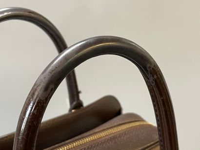 LOUIS VUITTON. Sac à main modèle Triana.

Sac...