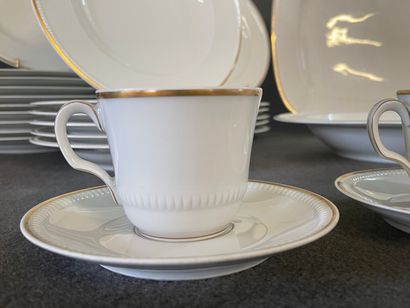 BERNARDAUD à Limoges: 

Service de table...