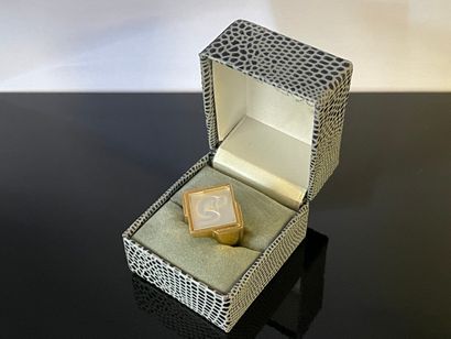 LALIQUE France:

Bague Ondine, bas relief...