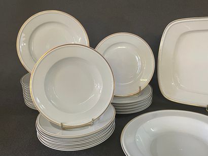 BERNARDAUD à Limoges: 

Service de table...