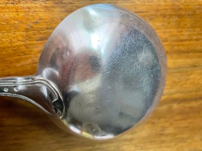 Louche en argent, contour filet Louis XV,...