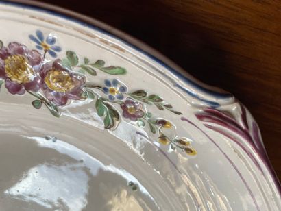 
NIDERVILLER XVIII°




Assiette en faience...