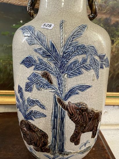 Paire de vases faience émaillé craquelé à...
