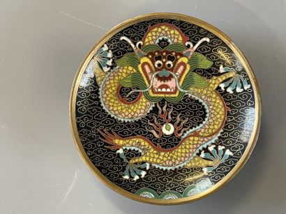 Service à thé asiatique en émaux cloisonnés...