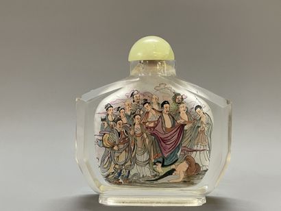 Grand tabatière en verre à décor intérieur...
