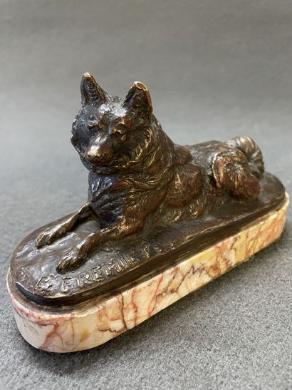 Emmanuel FRÉMIET (1824-1910)

Chien couché.

Epreuve...