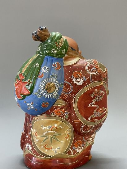 Bouddha Hotei en terre cuite émaillée.

H:...