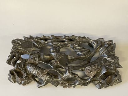 Paire de socle en bois sculpté. 

3,5 x 24...