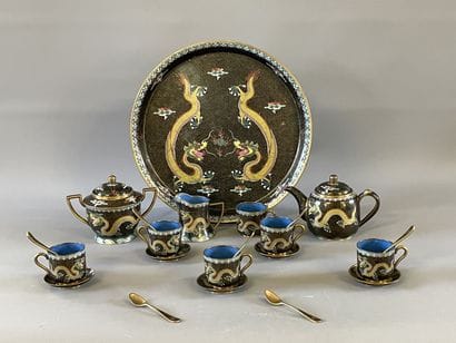 Service à thé asiatique en émaux cloisonnés...