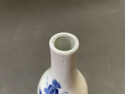 Vase à double gourde en porcelaine à décor...