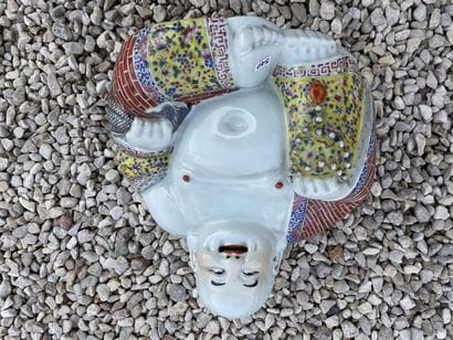 Bouddha rieur.

Sculpture en porcelaine de...