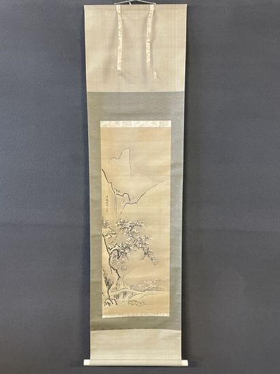 Rouleau japonais peinture sur papier. 

94...