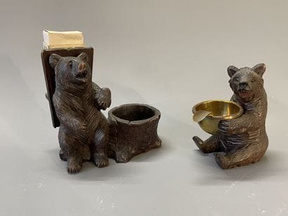 Cendrier et pyrogène figurant des ours en...