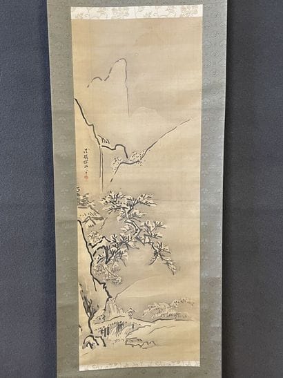 Rouleau japonais peinture sur papier. 

94...