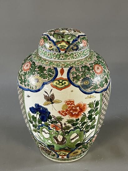 Pot couvert en porcelaine de Chine à décor...