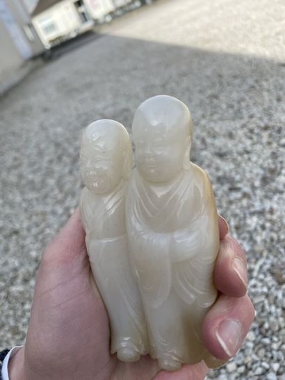 Statuette en pierre dure sculptée. Chine

H....
