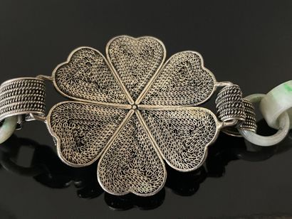 Bracelet en argent étranger serti de cabochons...