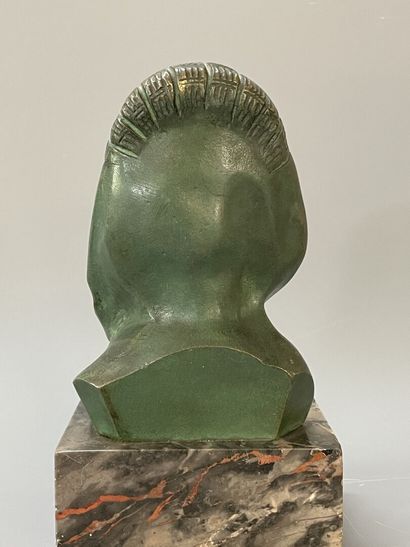 Georges Raoul GARREAU (1885-?)

Buste de...