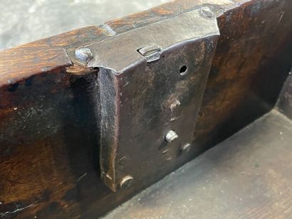 Meuble de change ouvrant à deux tiroirs en...