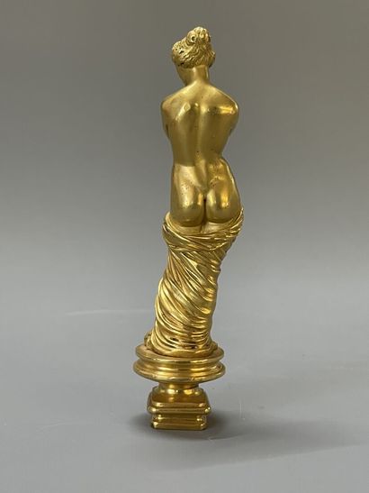 Sceau en bronze, figurant une femme drapée...