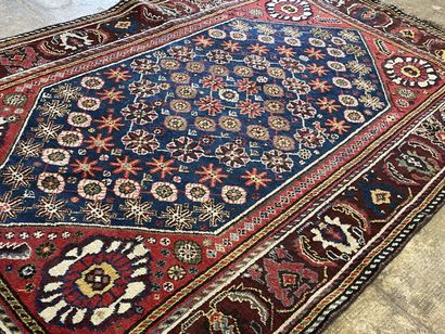 Tapis iranien en laine

240 x 135 cm