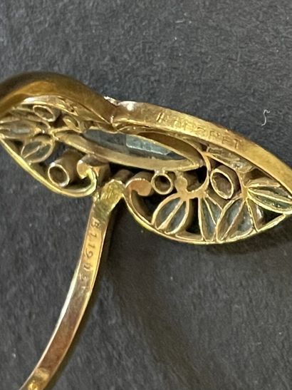 Henri DUBRET (1872-1947).

Bague en or ,...