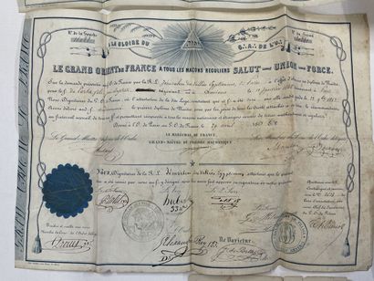 Documents, écharpe et médaille Franc-maç...