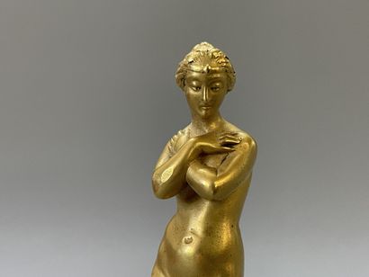 Sceau en bronze, figurant une femme drapée...