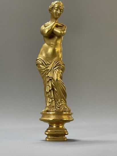 Sceau en bronze, figurant une femme drapée...