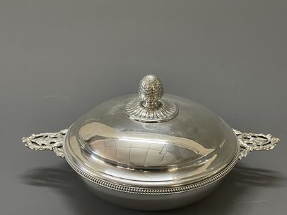 CHRISTOFLE

Vegetable dish and sauce boat...