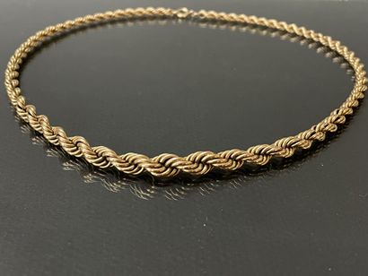 Collier en chute or maille corde. 

L. :42...