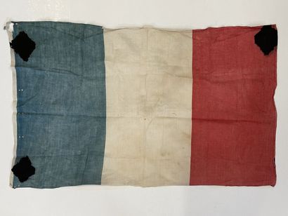 Ecusson maconnique et drapeau Français. 

31...