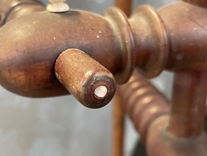 Rouet de salon en acajou, bois teinté et...