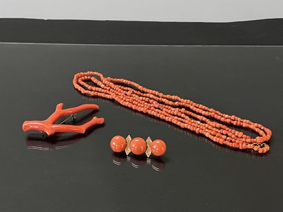Set of coral jewelry, early 20th century,...