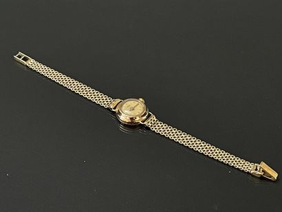 Montre bracelet de dame en or 750°/00.

L:...