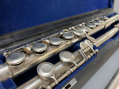 JOH. HAMMIG, Freiburg.

Flute traversiere...