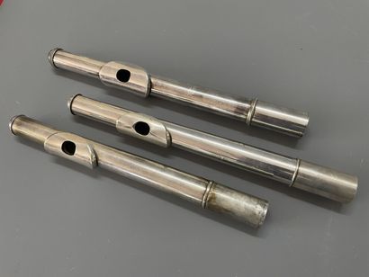 Ensemble de trois embouchures de flute traversiere...
