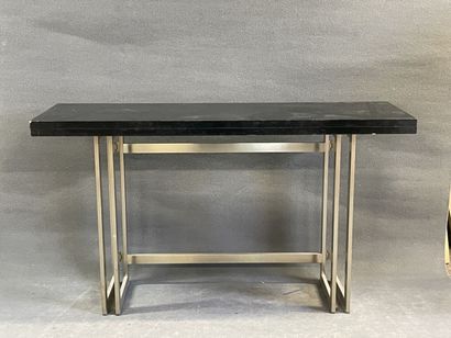 Console moderne formant table, plateau en...
