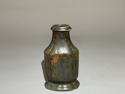 Emile GRITTEL (1870-1953) - A japanese enamelled...