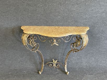 Wrought iron console with marble top.

Louis...