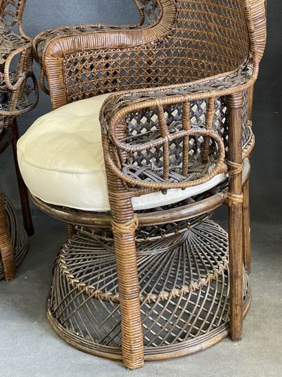 Pair of wicker armchairs with high rounded...