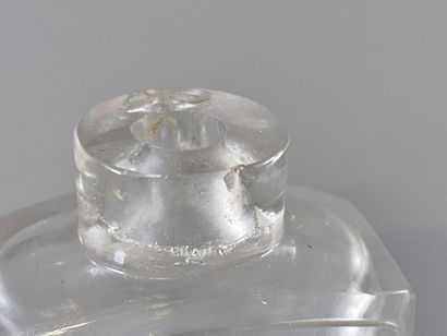 Snuffbox in rock crystal, carved decoration...