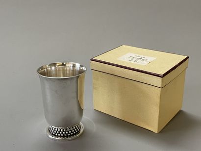 Jean DESPRÉS (1889 - 1980)

Silver tulip-shaped...