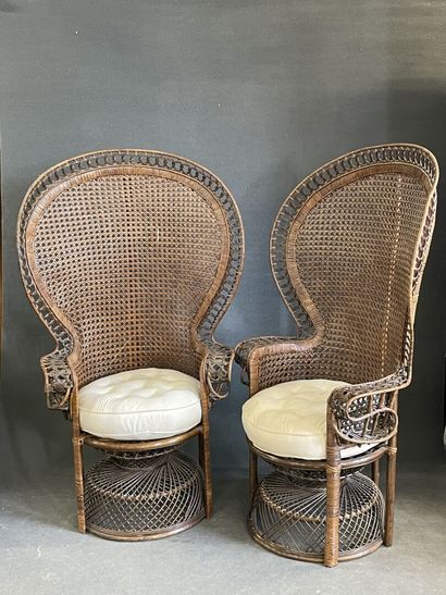 Pair of wicker armchairs with high rounded...