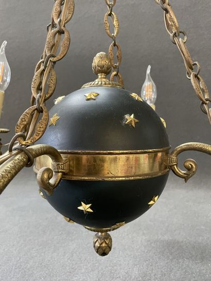 Chandelier in gilded bronze and patinated...