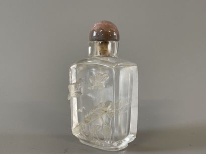 Snuffbox in rock crystal, carved decoration...