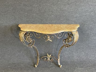 Wrought iron console with marble top.

Louis...
